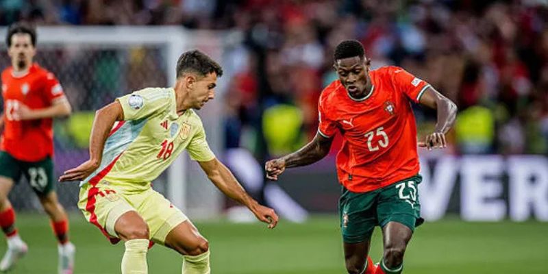 Bồ Đào Nha đấu với Tây Ban Nha: Ronaldo vẫn toả sáng dù ở tuổi 40