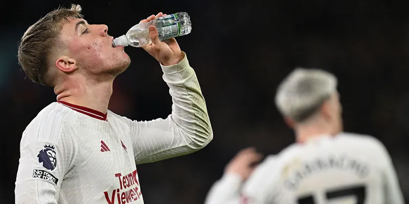 Manchester United trông chờ sự thay đổi tích cực từ Hojlund