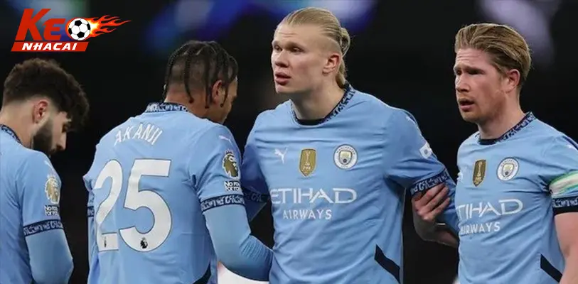 Jack Grealish, Kyle Walker và Kalvin Phillips đứng trước nguy cơ chia tay Man City